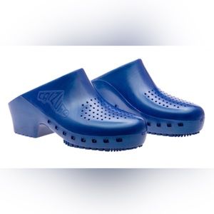 METALLIC BLUE CALZURO CLASSIC WITH HOLES